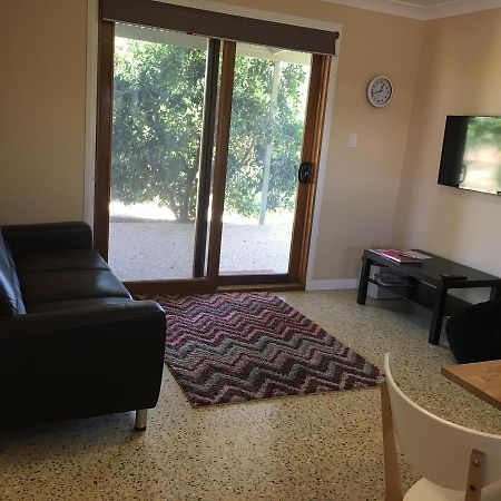 Swan Valley Sisters Henley Brook Exterior foto